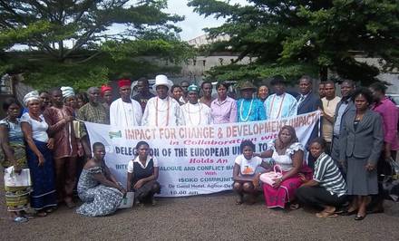 Government officials, community women, youth and traditional leaders gathered at an inter-group dialogue forum with Isoko community.